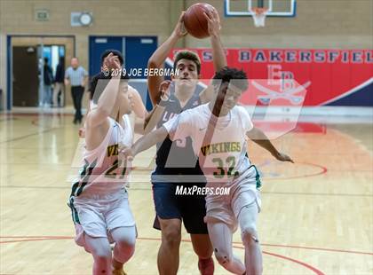 Thumbnail 1 in Liberty vs. West (Ralph Krave Memorial Tournament) photogallery.
