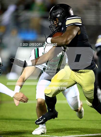 Thumbnail 1 in Southlake Carroll vs Fossil Ridge photogallery.