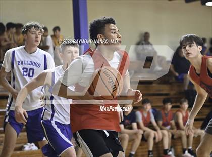 Thumbnail 2 in Seton Catholic vs Centerville (Jon Detweiler Shoot Out)  photogallery.