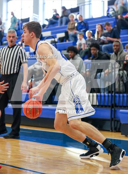 Thumbnail 3 in Fort Osage vs. Liberty photogallery.