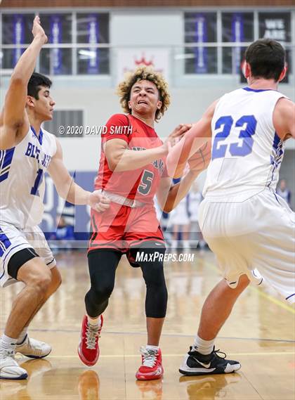 Thumbnail 3 in Fort Osage vs. Liberty photogallery.