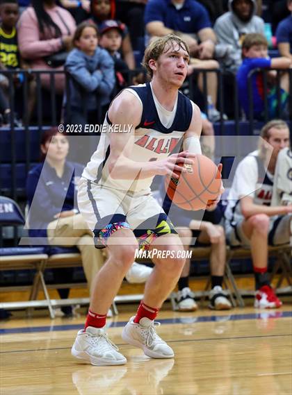 Thumbnail 3 in Lake Highlands vs. Allen (In-N-Out Tournament) photogallery.