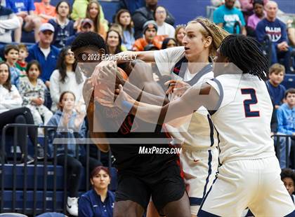 Thumbnail 1 in Lake Highlands vs. Allen (In-N-Out Tournament) photogallery.