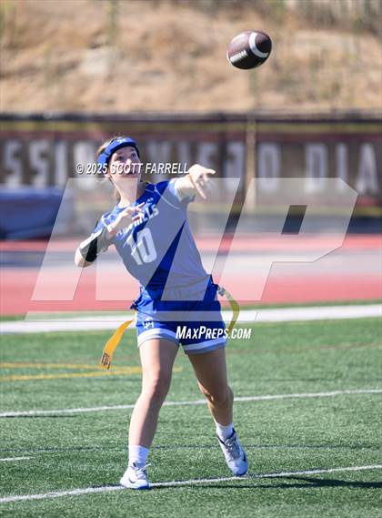 Thumbnail 2 in Mission Viejo vs. Dana Hills photogallery.