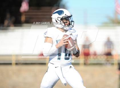 Thumbnail 3 in Menlo-Atherton vs. Pleasant Valley (Honor Bowl)  photogallery.