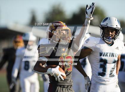Thumbnail 1 in Menlo-Atherton vs. Pleasant Valley (Honor Bowl)  photogallery.