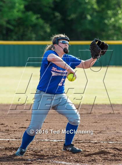 Thumbnail 3 in Quitman vs. Mountainburg (AAA 2A Regional Playoff) photogallery.
