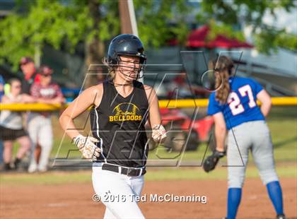 Thumbnail 3 in Quitman vs. Mountainburg (AAA 2A Regional Playoff) photogallery.