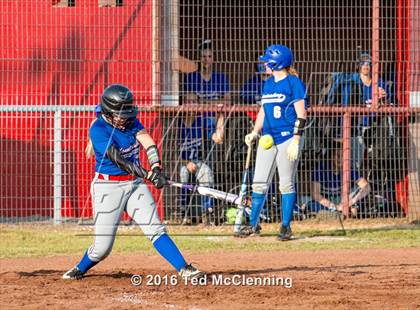 Thumbnail 3 in Quitman vs. Mountainburg (AAA 2A Regional Playoff) photogallery.