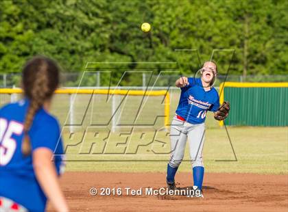 Thumbnail 3 in Quitman vs. Mountainburg (AAA 2A Regional Playoff) photogallery.