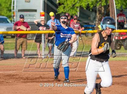 Thumbnail 2 in Quitman vs. Mountainburg (AAA 2A Regional Playoff) photogallery.