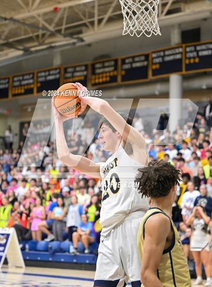 Thumbnail 1 in St. Pius X Catholic @ Marist photogallery.