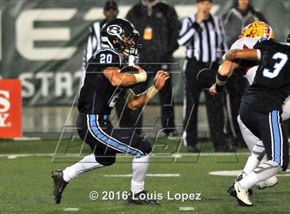Thumbnail 2 in Bellarmine College Prep vs. Mission Viejo (CIF State Division 1-AA Final) photogallery.