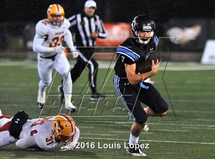 Thumbnail 2 in Bellarmine College Prep vs. Mission Viejo (CIF State Division 1-AA Final) photogallery.