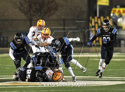 Thumbnail 1 in Bellarmine College Prep vs. Mission Viejo (CIF State Division 1-AA Final) photogallery.