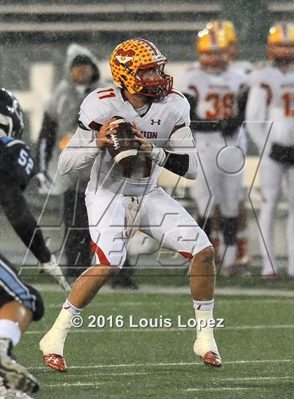Thumbnail 1 in Bellarmine College Prep vs. Mission Viejo (CIF State Division 1-AA Final) photogallery.