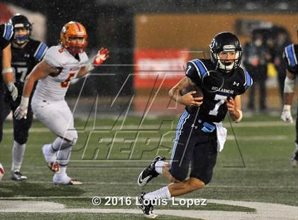 Thumbnail 2 in Bellarmine College Prep vs. Mission Viejo (CIF State Division 1-AA Final) photogallery.