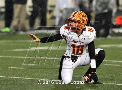 Thumbnail 1 in Bellarmine College Prep vs. Mission Viejo (CIF State Division 1-AA Final) photogallery.