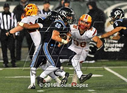 Thumbnail 1 in Bellarmine College Prep vs. Mission Viejo (CIF State Division 1-AA Final) photogallery.