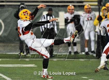 Thumbnail 3 in Bellarmine College Prep vs. Mission Viejo (CIF State Division 1-AA Final) photogallery.