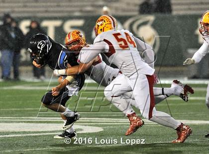 Thumbnail 2 in Bellarmine College Prep vs. Mission Viejo (CIF State Division 1-AA Final) photogallery.