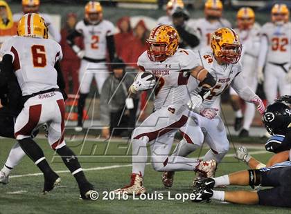 Thumbnail 2 in Bellarmine College Prep vs. Mission Viejo (CIF State Division 1-AA Final) photogallery.