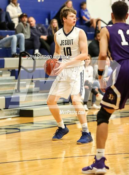 Thumbnail 2 in Dallas Jesuit vs. Denton (Lone Star Classic) photogallery.