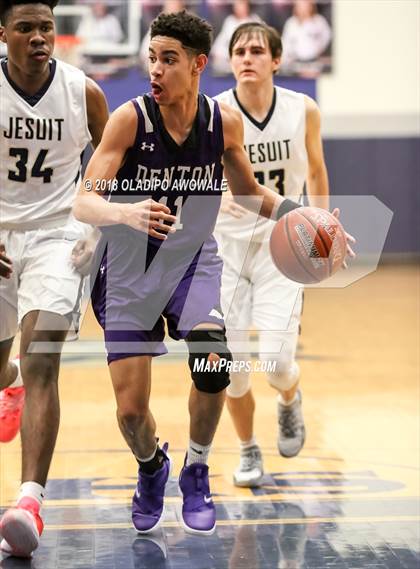 Thumbnail 1 in Dallas Jesuit vs. Denton (Lone Star Classic) photogallery.