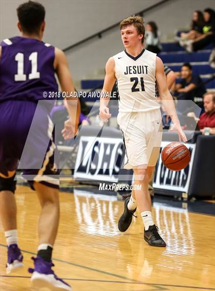 Thumbnail 2 in Dallas Jesuit vs. Denton (Lone Star Classic) photogallery.