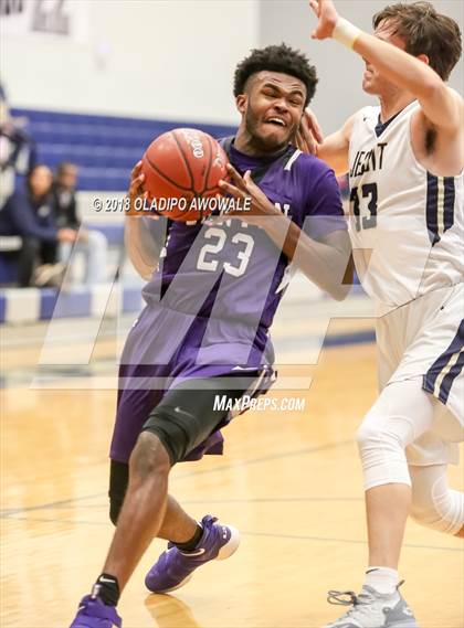 Thumbnail 3 in Dallas Jesuit vs. Denton (Lone Star Classic) photogallery.