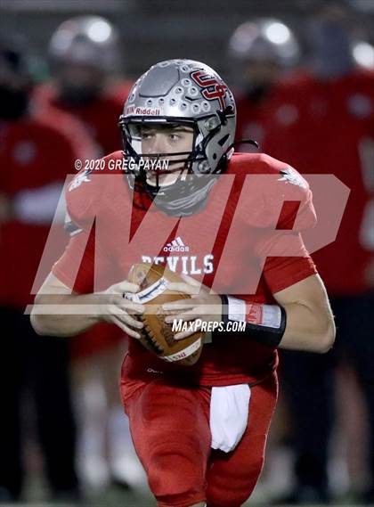 Thumbnail 3 in Bloom-Carroll @ St. Clairsville (OHSAA D4 Final) photogallery.