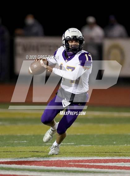 Thumbnail 3 in Bloom-Carroll @ St. Clairsville (OHSAA D4 Final) photogallery.