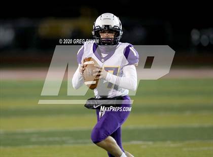 Thumbnail 1 in Bloom-Carroll @ St. Clairsville (OHSAA D4 Final) photogallery.