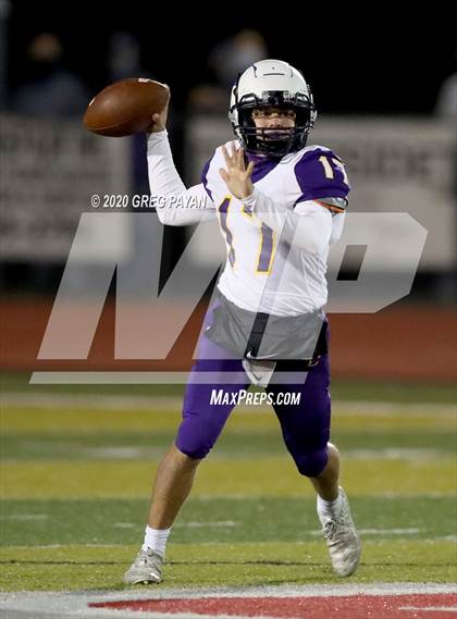 Thumbnail 1 in Bloom-Carroll @ St. Clairsville (OHSAA D4 Final) photogallery.