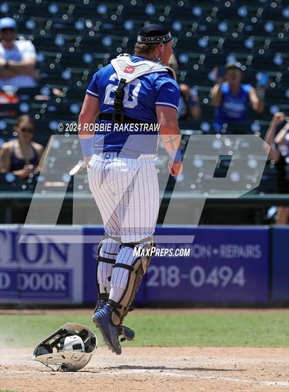 Thumbnail 2 in Gunter vs. Franklin (UIL 3A Baseball Semifinal) photogallery.