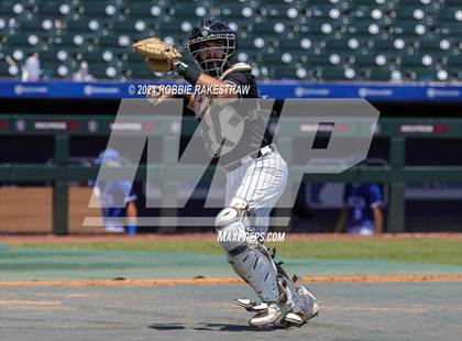 Thumbnail 2 in Gunter vs. Franklin (UIL 3A Baseball Semifinal) photogallery.