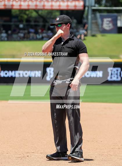 Thumbnail 3 in Gunter vs. Franklin (UIL 3A Baseball Semifinal) photogallery.