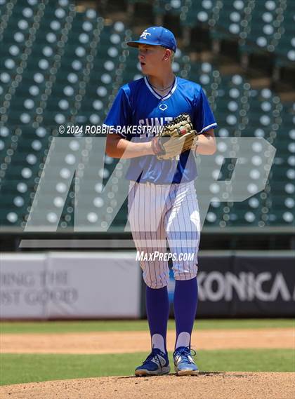 Thumbnail 2 in Gunter vs. Franklin (UIL 3A Baseball Semifinal) photogallery.