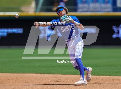 Thumbnail 3 in Gunter vs. Franklin (UIL 3A Baseball Semifinal) photogallery.