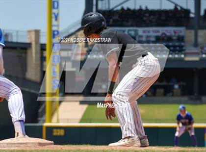Thumbnail 3 in Gunter vs. Franklin (UIL 3A Baseball Semifinal) photogallery.