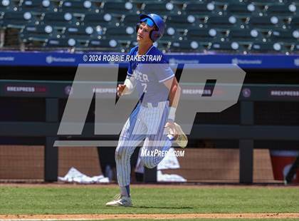 Thumbnail 1 in Gunter vs. Franklin (UIL 3A Baseball Semifinal) photogallery.