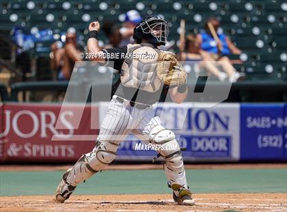 Thumbnail 3 in Gunter vs. Franklin (UIL 3A Baseball Semifinal) photogallery.