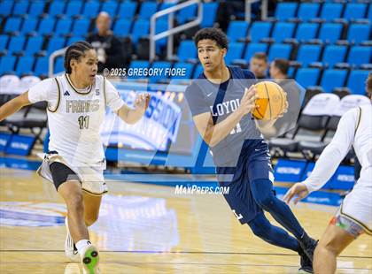 Thumbnail 2 in Servite vs. Loyola photogallery.