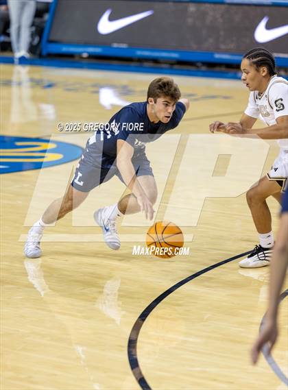 Thumbnail 2 in Servite vs. Loyola photogallery.