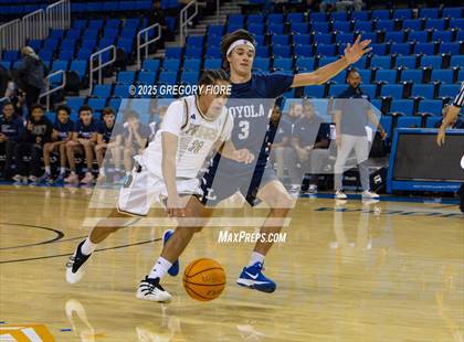 Thumbnail 3 in Servite vs. Loyola photogallery.