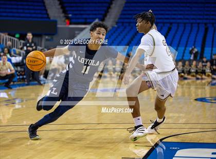 Thumbnail 1 in Servite vs. Loyola photogallery.