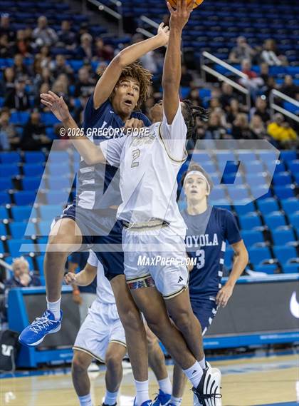 Thumbnail 3 in Servite vs. Loyola photogallery.