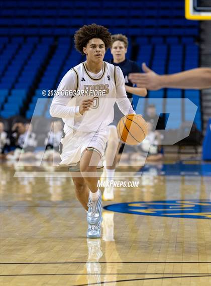 Thumbnail 1 in Servite vs. Loyola photogallery.