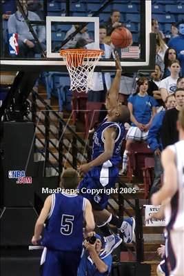 Thumbnail 1 in Capital Chr. vs Modesto Chr. (D5 Sec. Final)#1 photogallery.