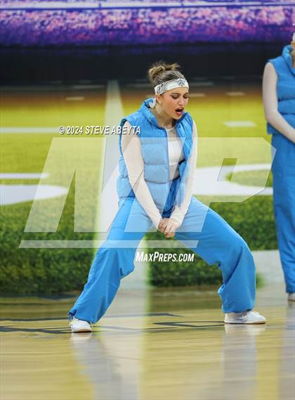 Thumbnail 2 in Fruita Monument (CHSAA 5A State Spirit Championships) photogallery.